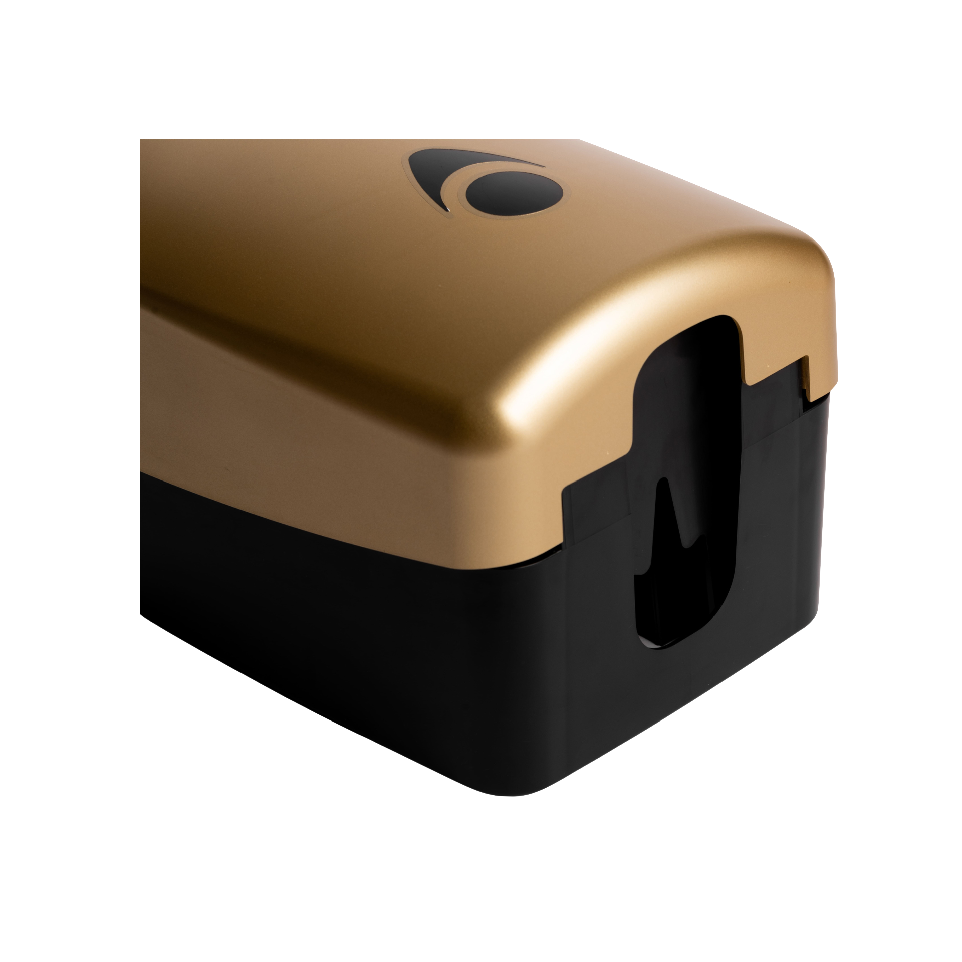 Produktbillede af myriad designer range papirdispenser til centertræk i mat guld finish. Dispenseren er enkel med bløde hjørner og en skyggeeffekt, der fremhæver det matte udtryk. Billedet er taget af bunden og man kan derfor se åbningen på dispenseren, hvor papiret kommer ud.